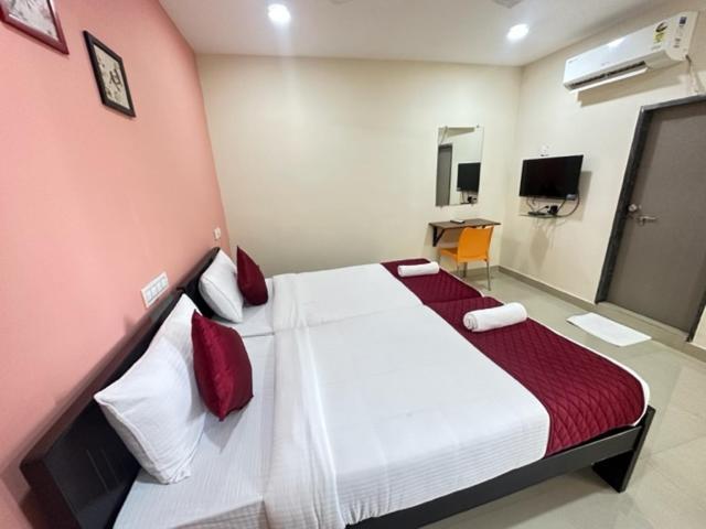 שמשבאד Hotel Prime Classic מראה חיצוני תמונה